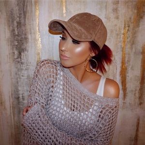 NWOT Marl Open Knit Hi-Lo Sweater White Size M